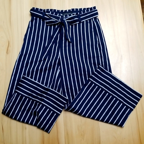 Banana Republic Blake Wide Leg Crop Flowy Lightweight Pants Capris sz.2 - Picture 3 of 7